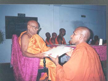 2002 Dec Akta Patra offer Maha nayaka thero at Gangarama temple at Paliyagoda.jpg